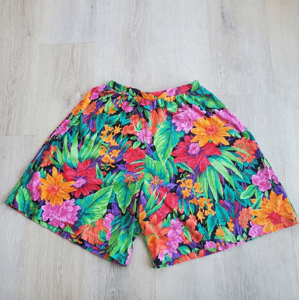 Tropical Floral Women's Shorts